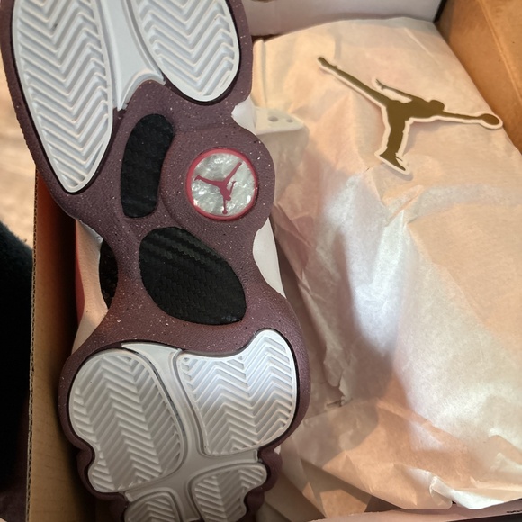 Brand new Jordans - Picture 3 of 4